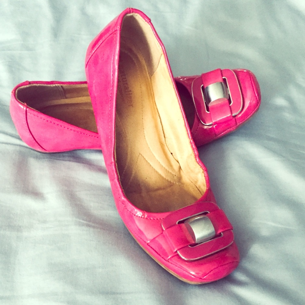 Naturalizer comfy pink flats size 7.5 Narrow